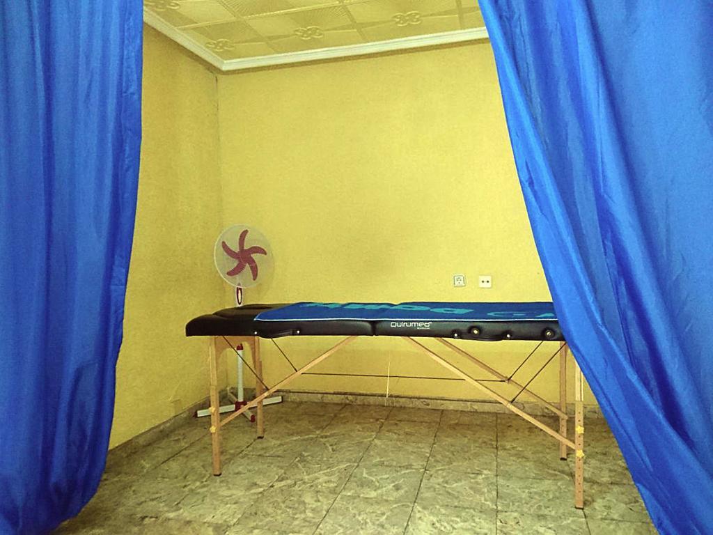 Alicante Rooms Bagian luar foto